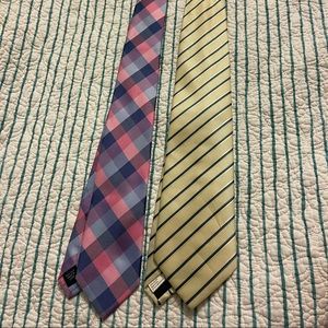 2 Beautiful ties